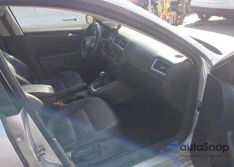 2014 Volkswagen Jetta 1.8T Se from USA, damaged, VIN 3VWD07AJ6EM275715